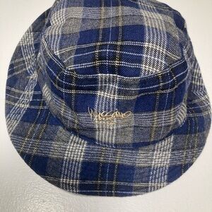 VINTAGE MOSSIMO PLAID BUCKET HAT NEVER WORN
